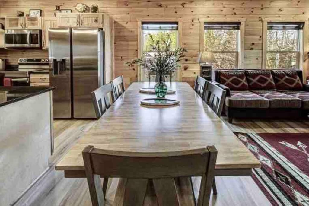 Tennessee Oasis Pool Cabin Villa Sevierville Ngoại thất bức ảnh