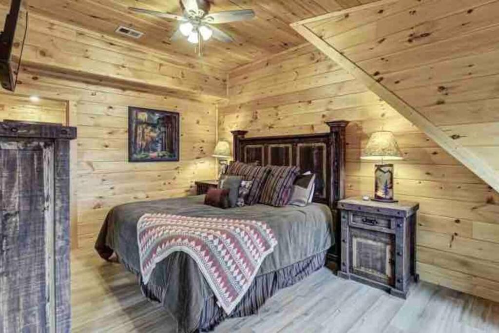 Tennessee Oasis Pool Cabin Villa Sevierville Ngoại thất bức ảnh