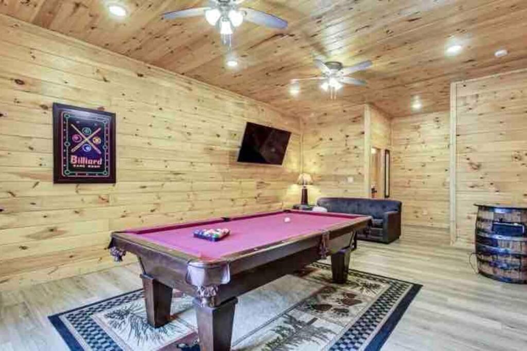 Tennessee Oasis Pool Cabin Villa Sevierville Ngoại thất bức ảnh