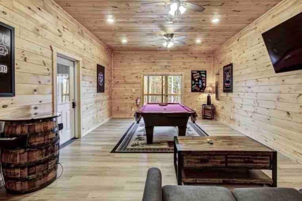 Tennessee Oasis Pool Cabin Villa Sevierville Ngoại thất bức ảnh