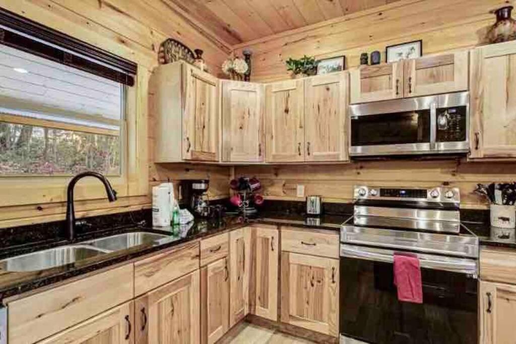 Tennessee Oasis Pool Cabin Villa Sevierville Ngoại thất bức ảnh